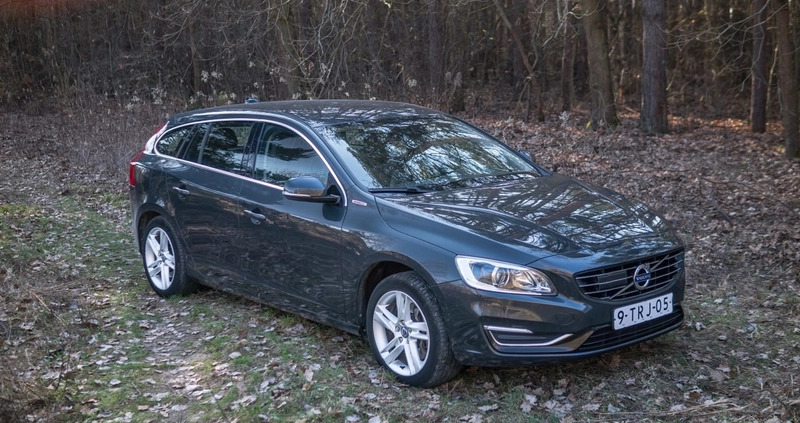 Volvo V60 cena 51800 przebieg: 351507, rok produkcji 2014 z Warszawa małe 631